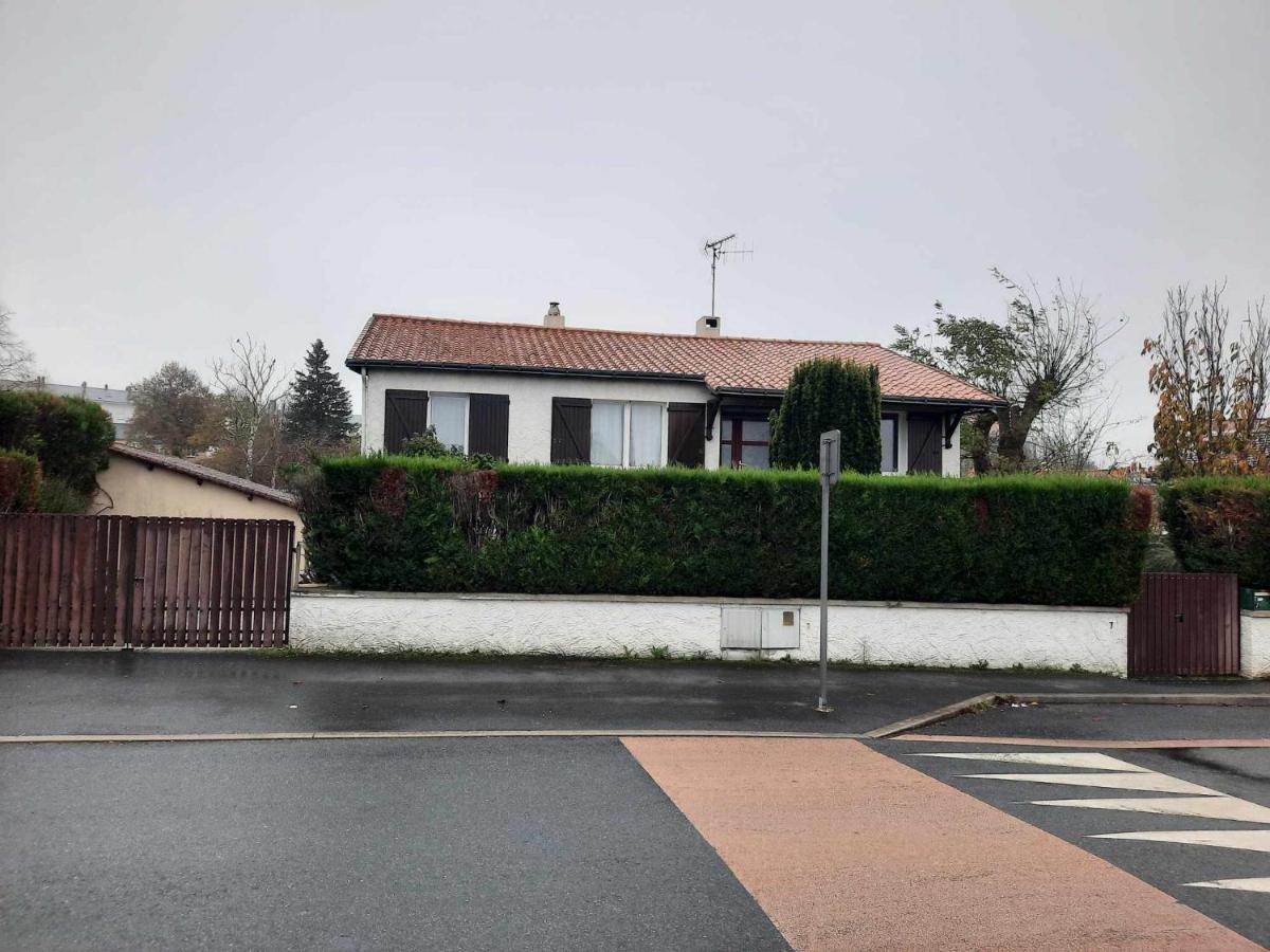 Appart Jardin Kennedy Cholet Bagian luar foto