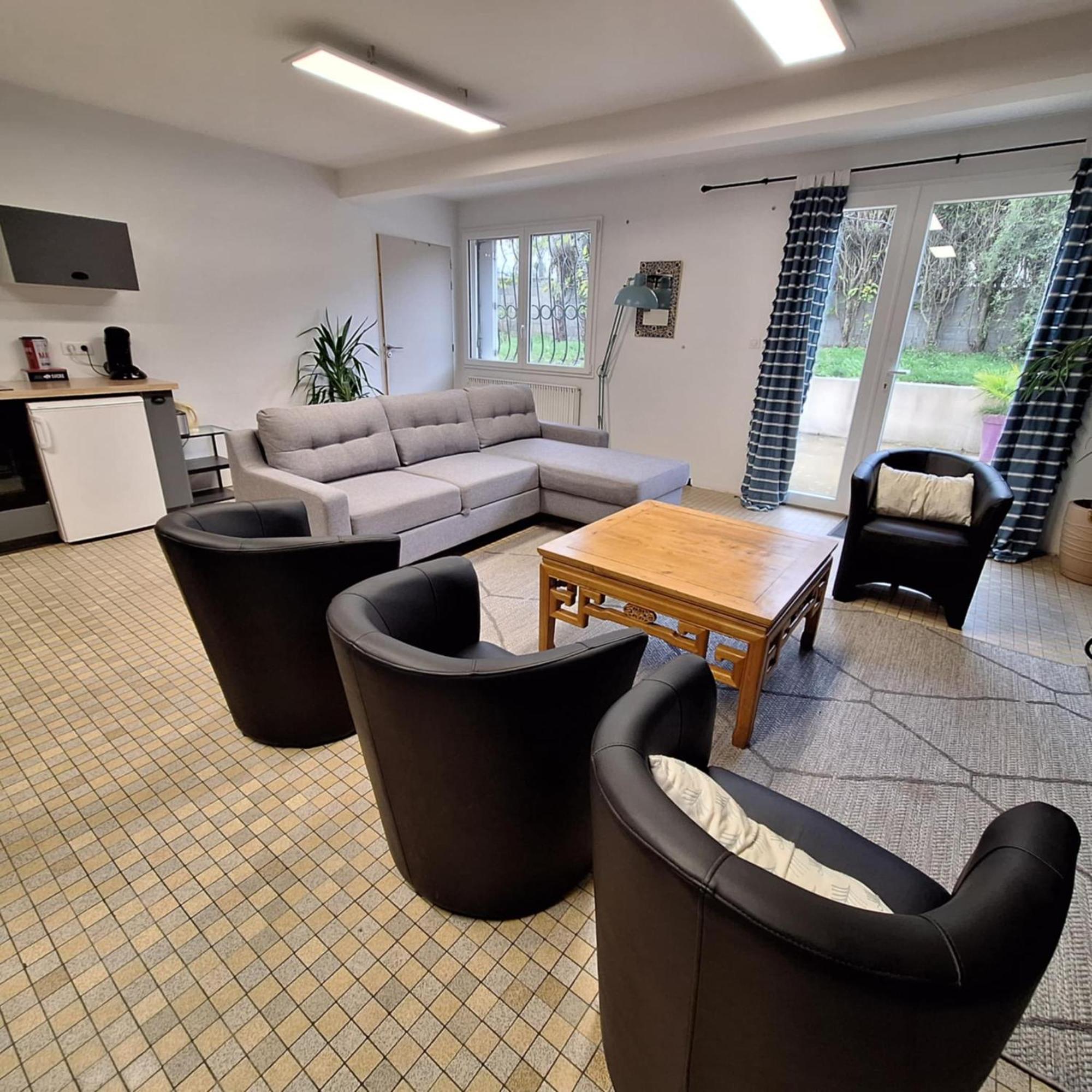 Appart Jardin Kennedy Cholet Bagian luar foto